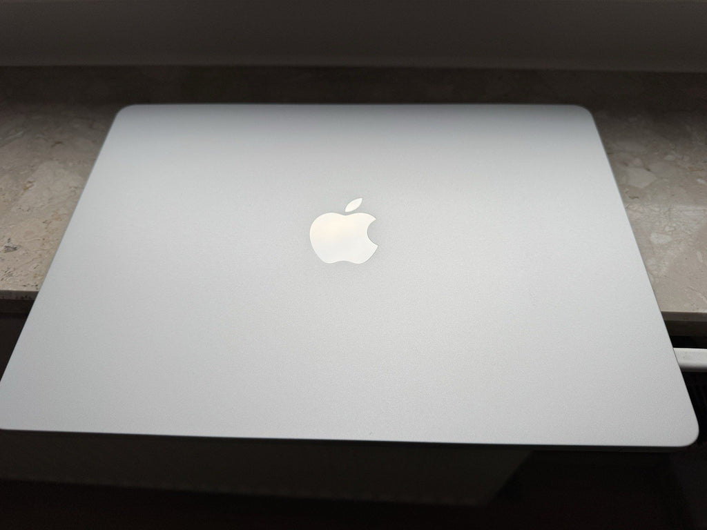 MacBook Air M3 13.6" 8GB 256GB