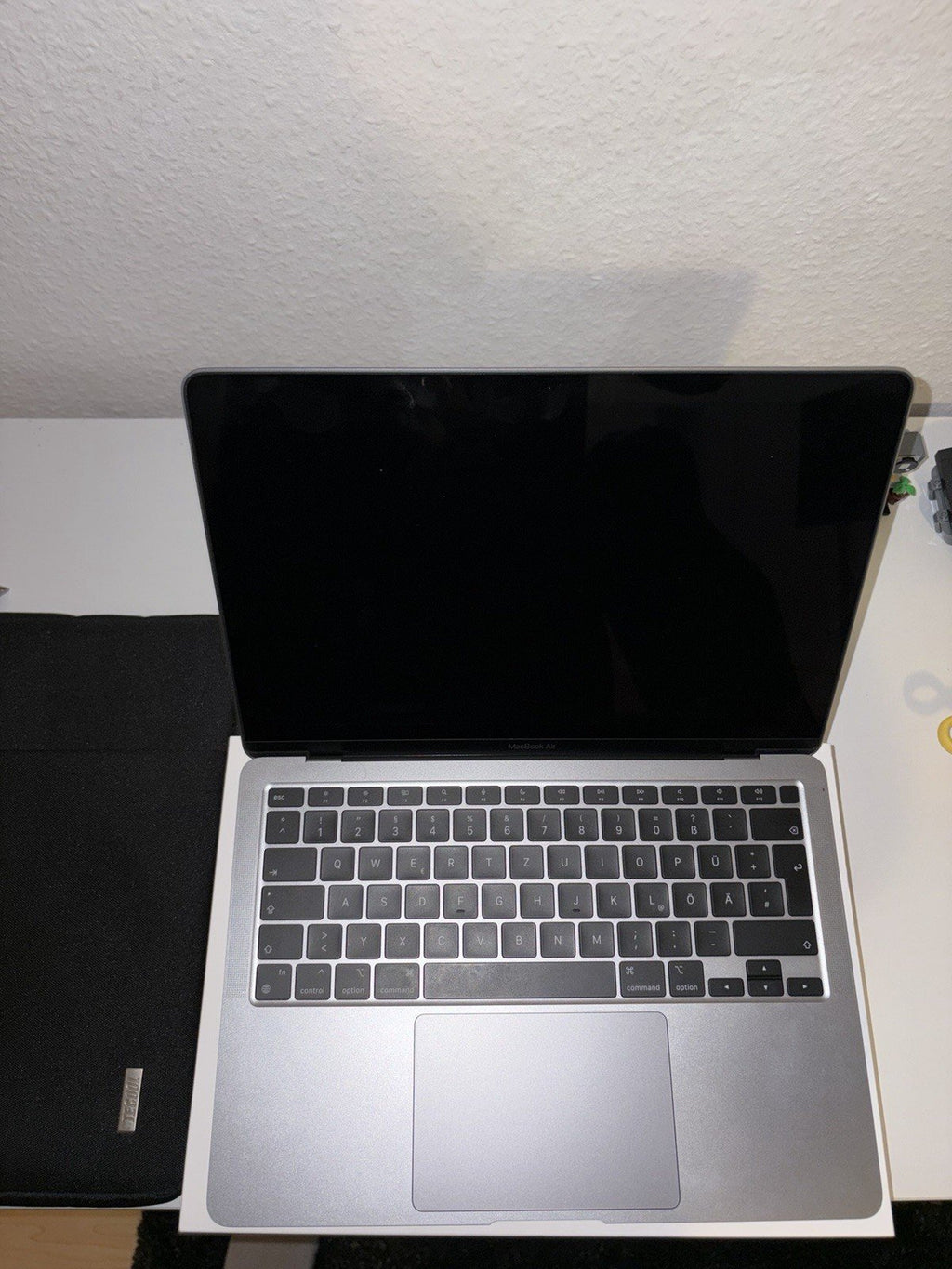 MacBook Air M1 13" 8GB Grade B