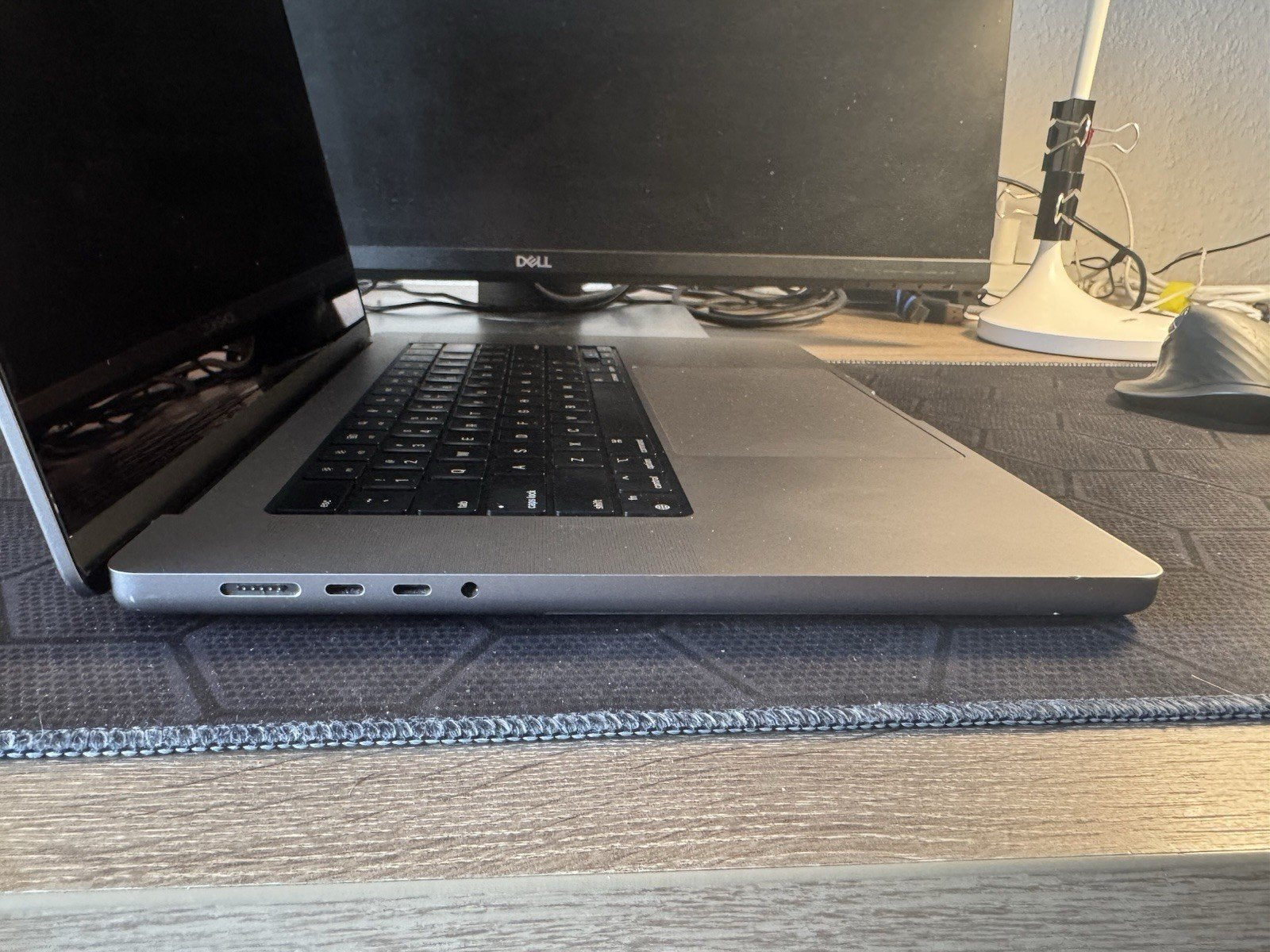 MacBook Pro M1 Pro 16" 16GB 1TB