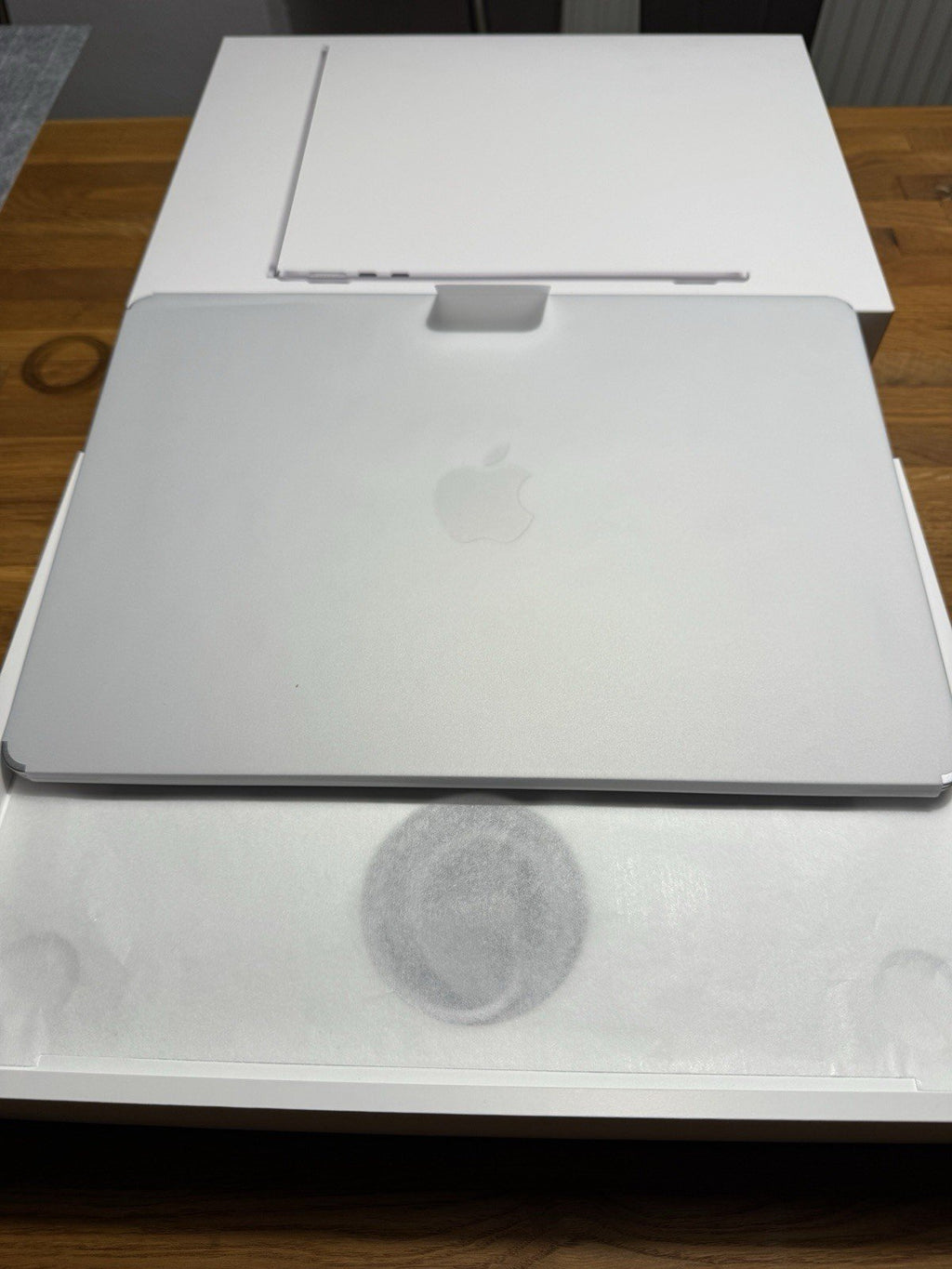 MacBook Air M3 13.6" 8GB 256GB