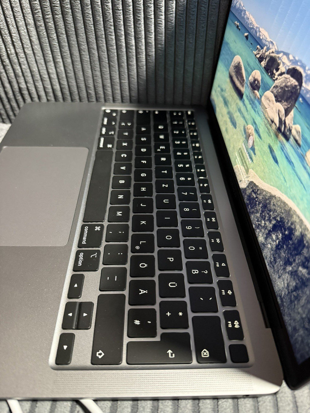 MacBook Pro M1 Pro 8-Core 13.3" 16GB 256GB