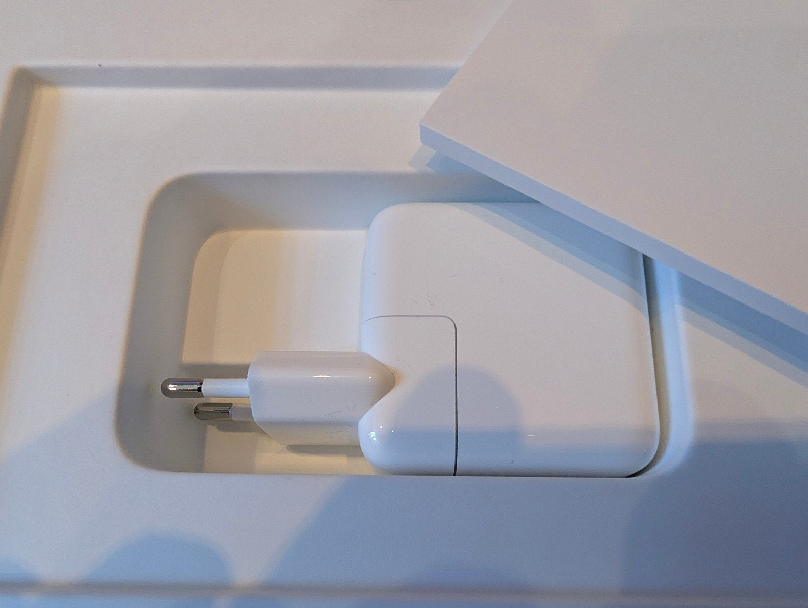 MacBook Air M3 13.6" 16GB 512GB Grade B