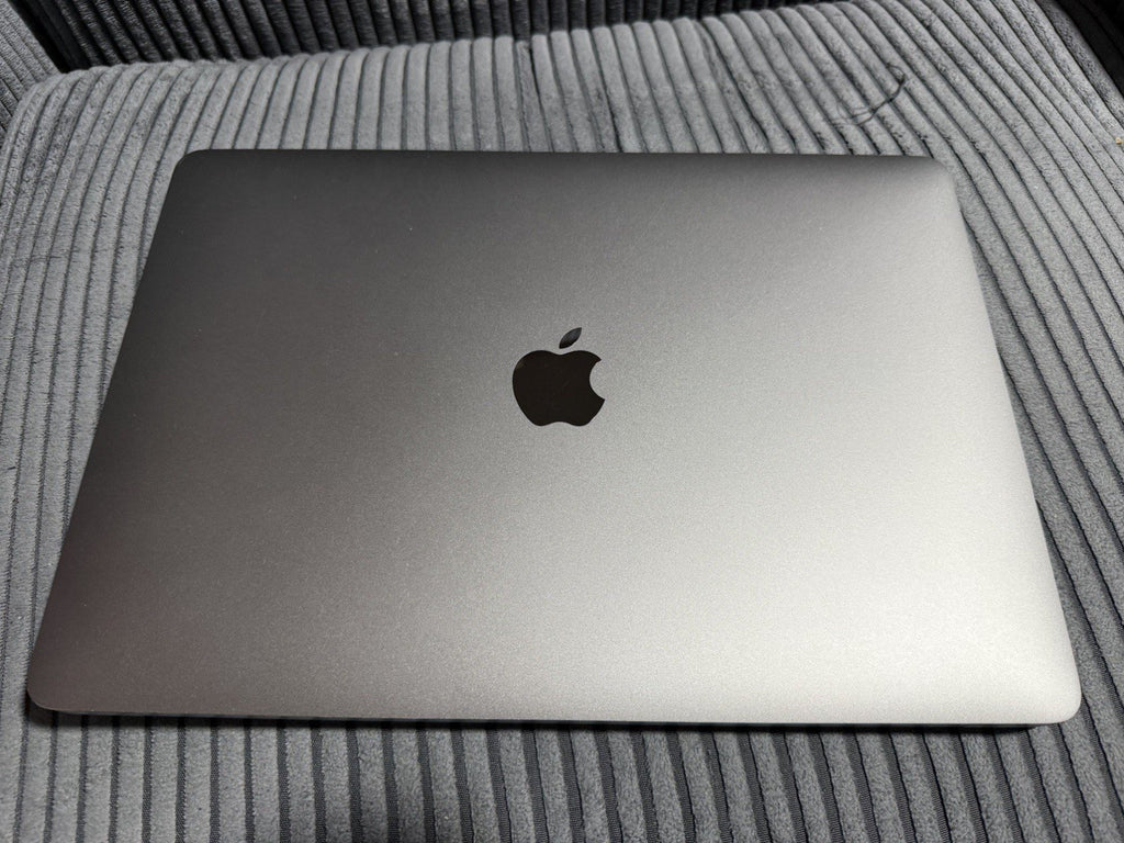 MacBook Pro M1 Pro 8-Core 13.3" 16GB 256GB