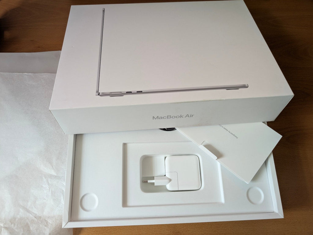 MacBook Air M3 13.6" 16GB 512GB Grade B
