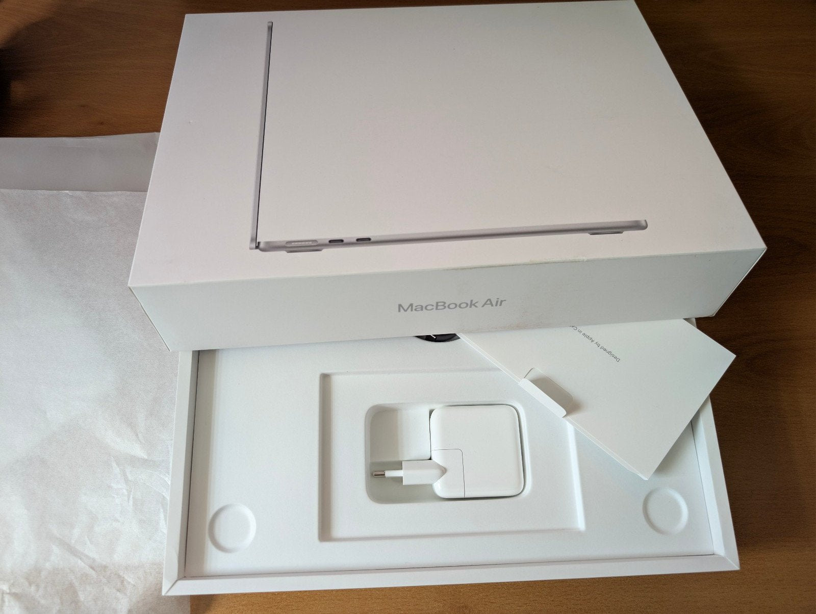 MacBook Air M3 13.6" 16GB 512GB Grade B