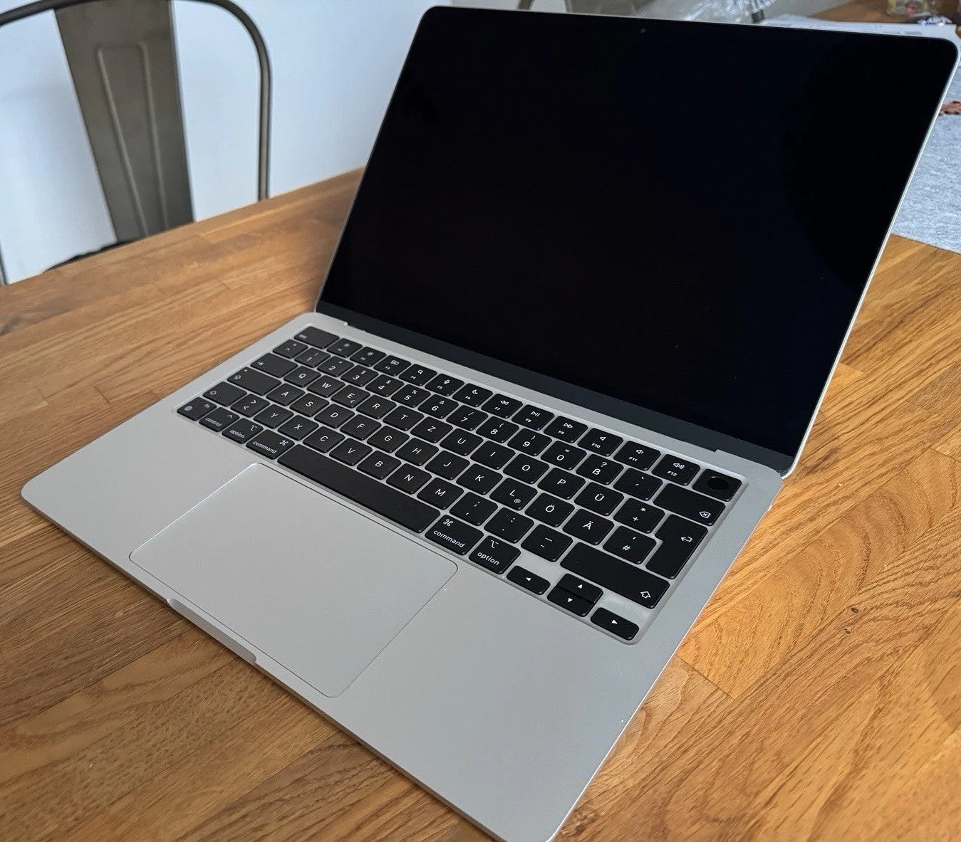 MacBook Air M3 13.6" 8GB 256GB