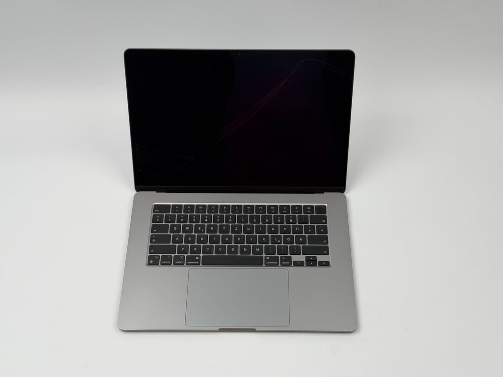 MacBook Pro M2 15.3" 24GB 512GB