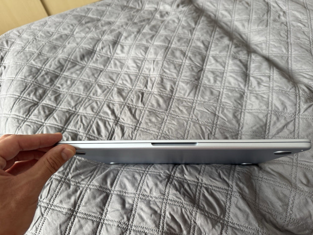 MacBook Air M4 13.6" 16GB 256GB Grade A