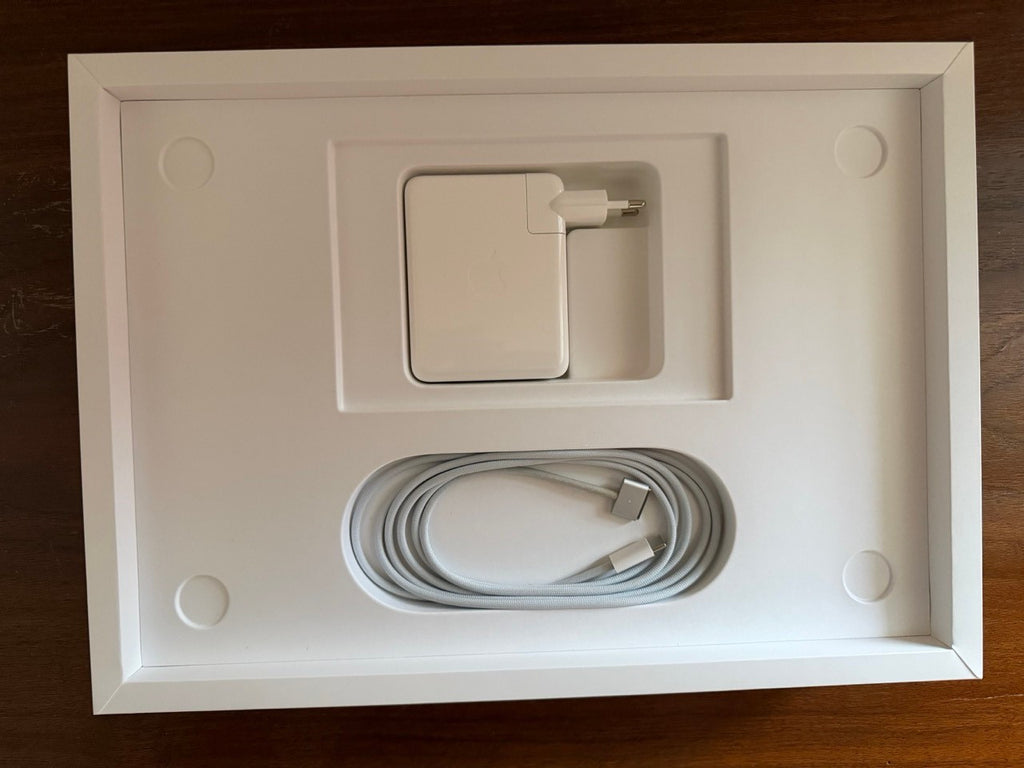MacBook Pro M1 Max 10C 32C GPU 16" 64GB 2TB
