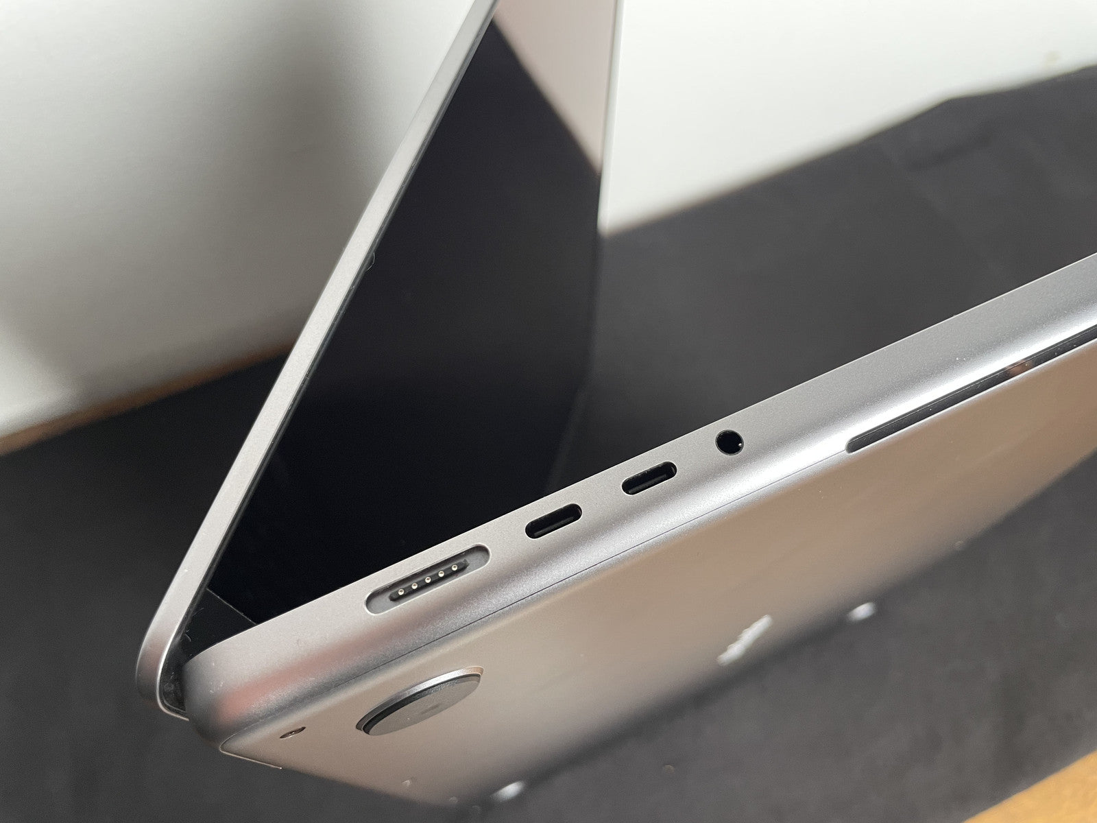MacBook Pro M1 Pro 16" 32GB 2TB