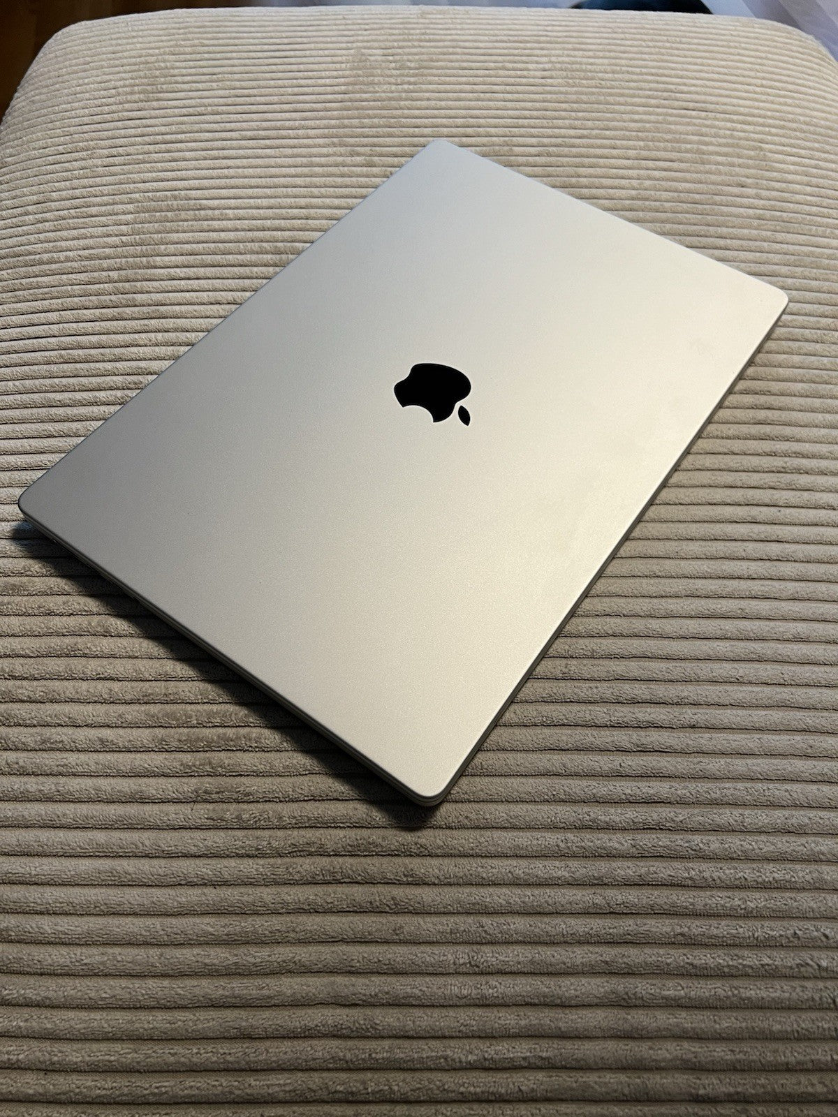 MacBook Pro M1 Max 16" 64GB 2TB Grade A (107 cyklů)