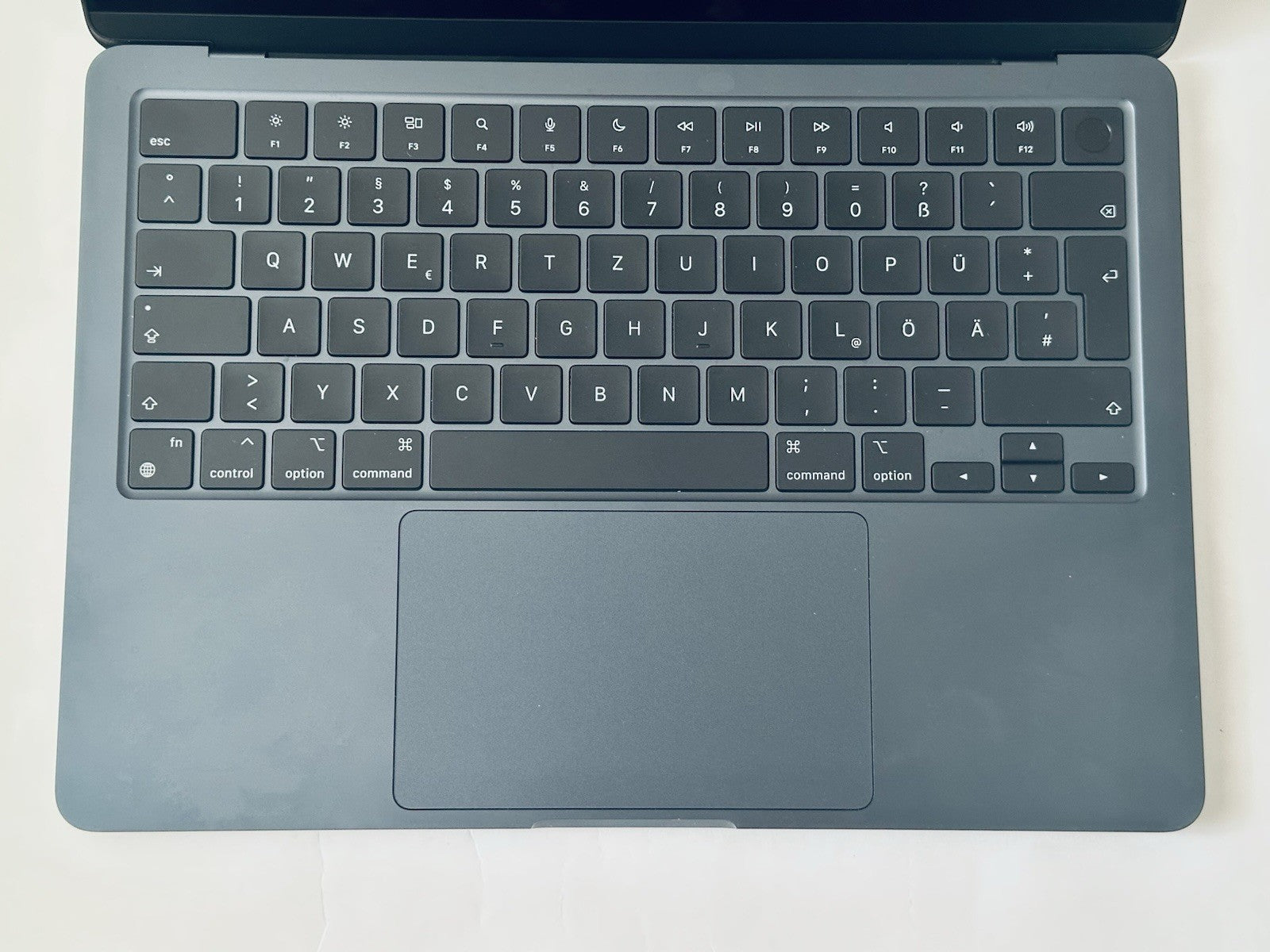 MacBook Pro M3 13.3" 8GB 256GB