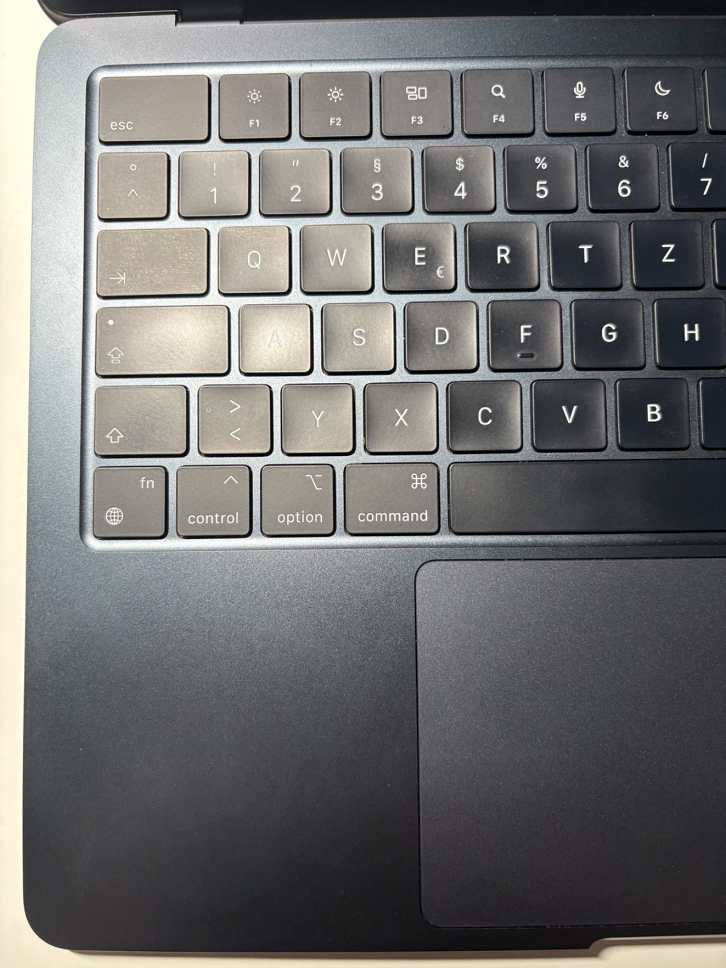 MacBook Pro M3 Prozessor 3 13" 16GB Grade A