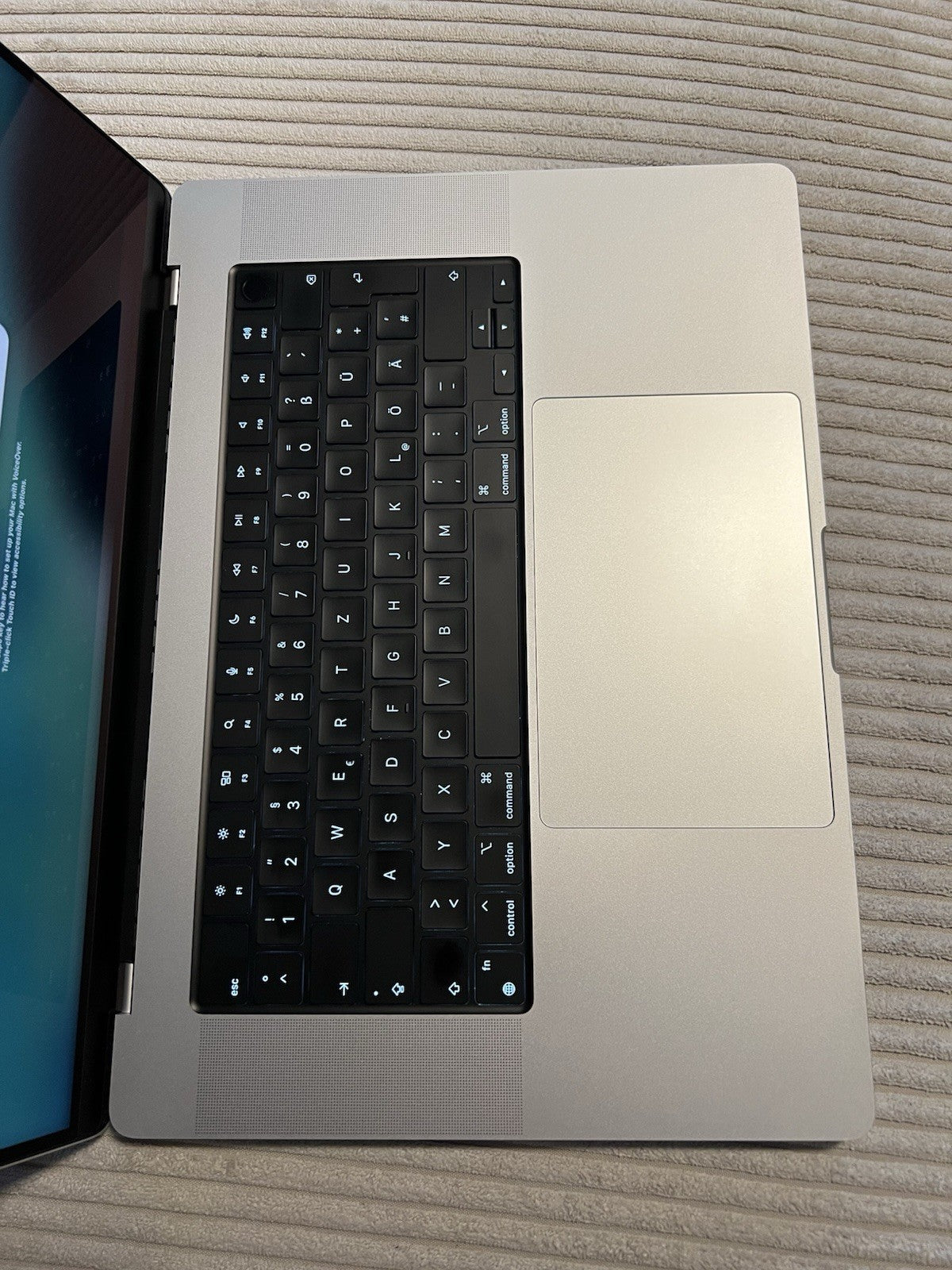 MacBook Pro M1 Max 16" 64GB 2TB Grade A (107 cyklů)