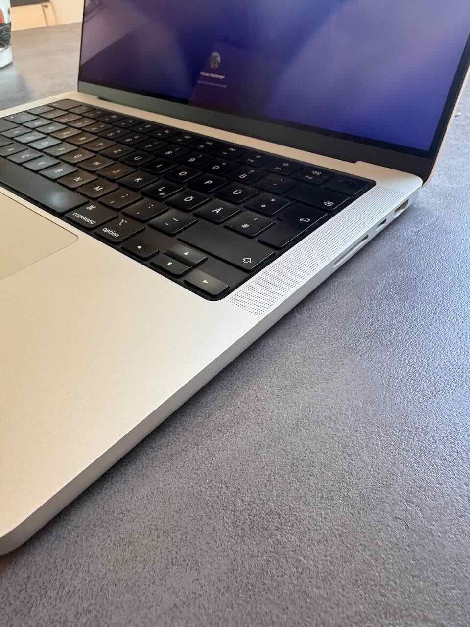 MacBook Pro M1 Max 14" 32GB 1TB