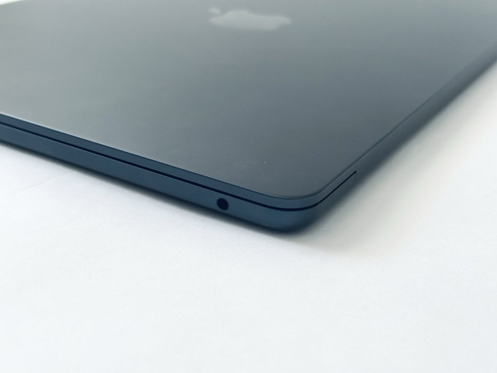MacBook Pro M3 13.3" 8GB 256GB
