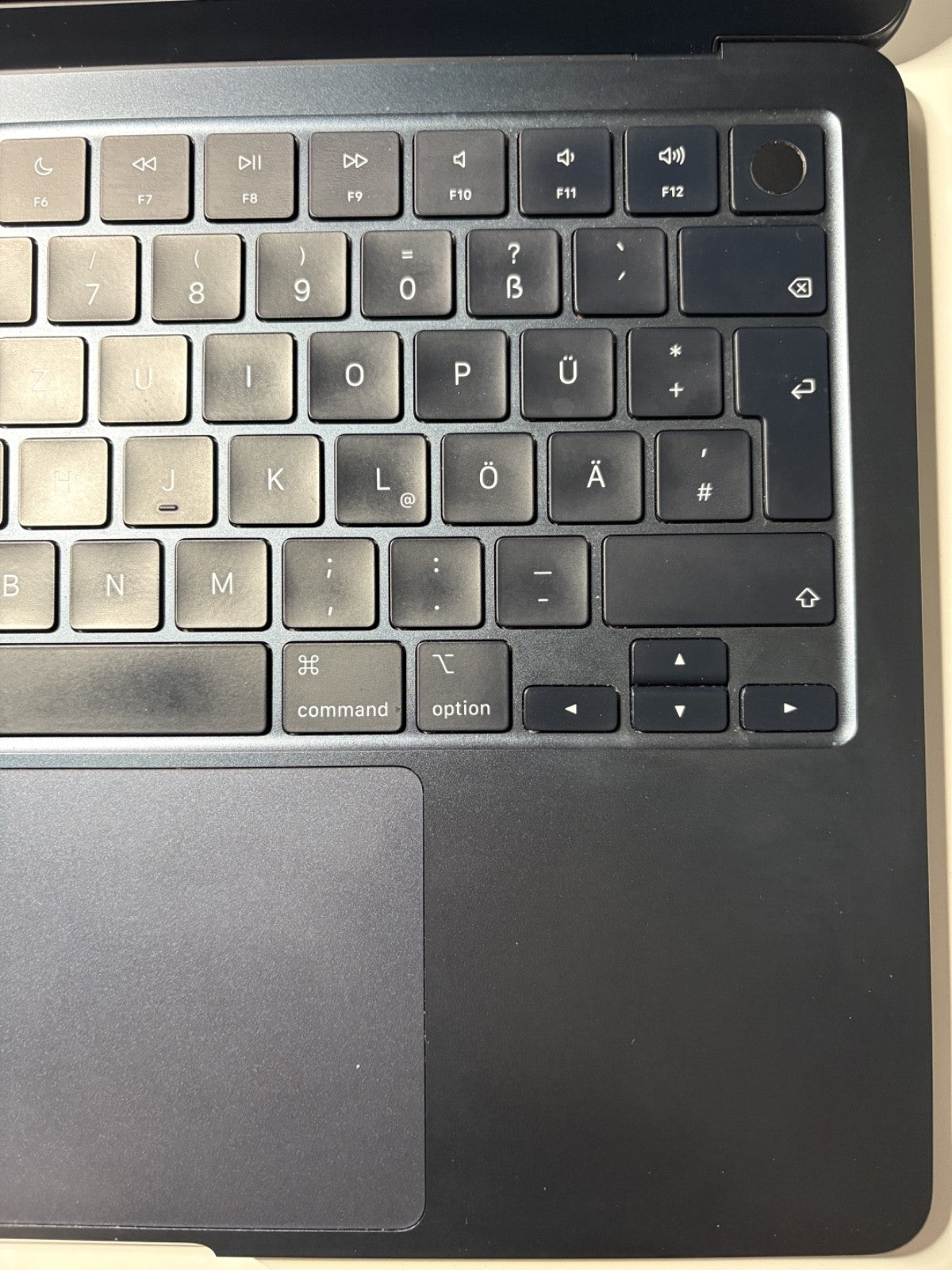 MacBook Pro M3 Prozessor 3 13" 16GB Grade A