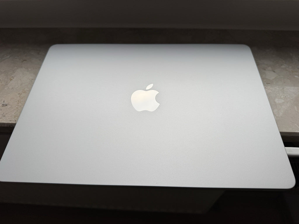 MacBook Air M3 13.6" 8GB 256GB