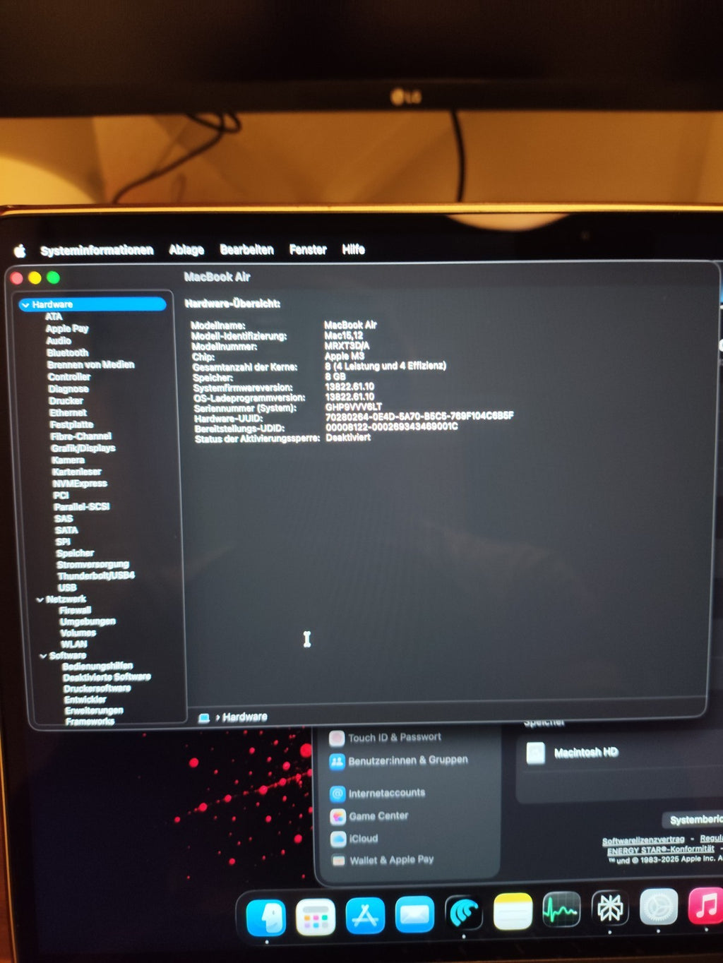 MacBook Pro M3 2024 13" 8GB 256GB
