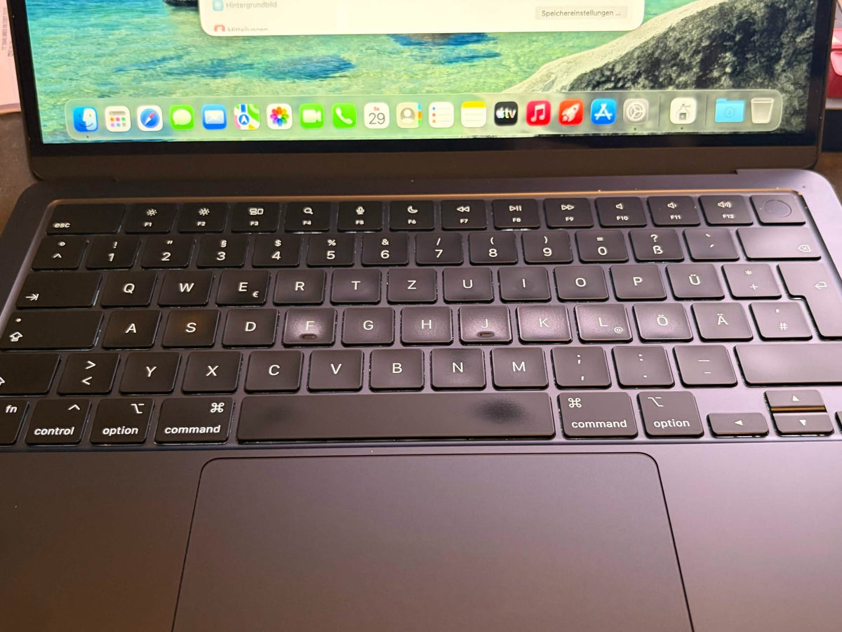 MacBook Pro M2 13"