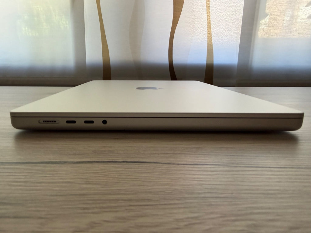 MacBook Pro M1 Pro (10-jader/ 16-jader GPU) 16" 32GB 2TB