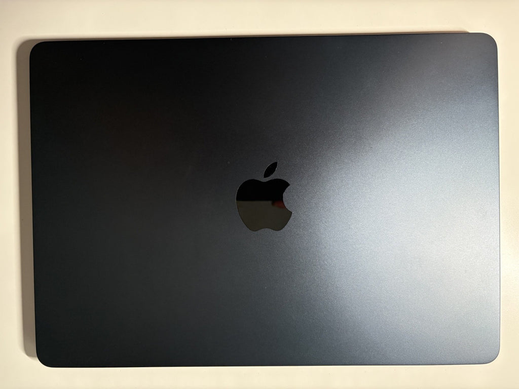 MacBook Pro M3 Prozessor 3 13" 16GB Grade A