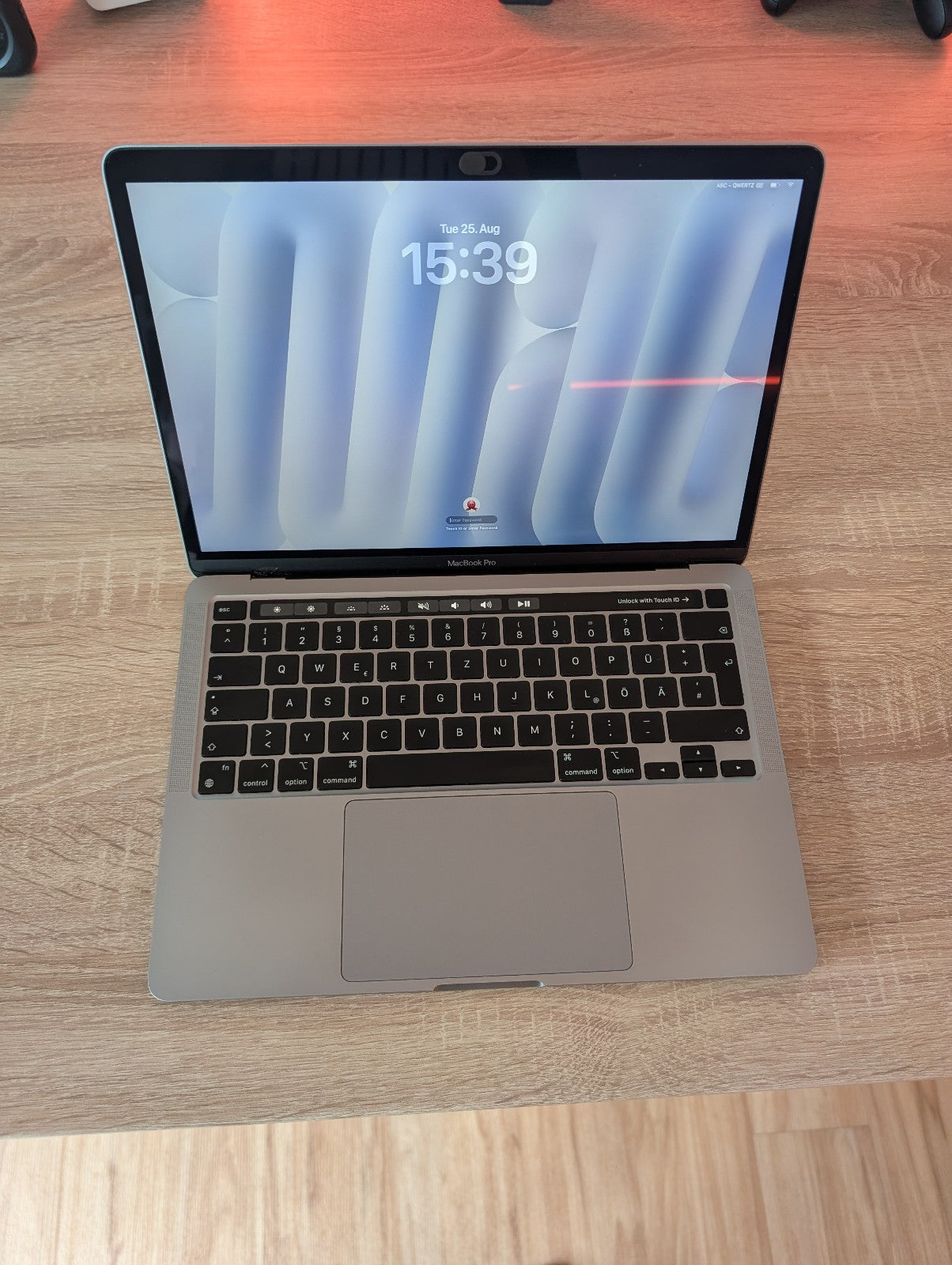 MacBook Pro M1 13" 16GB 512GB (320 cyklů)