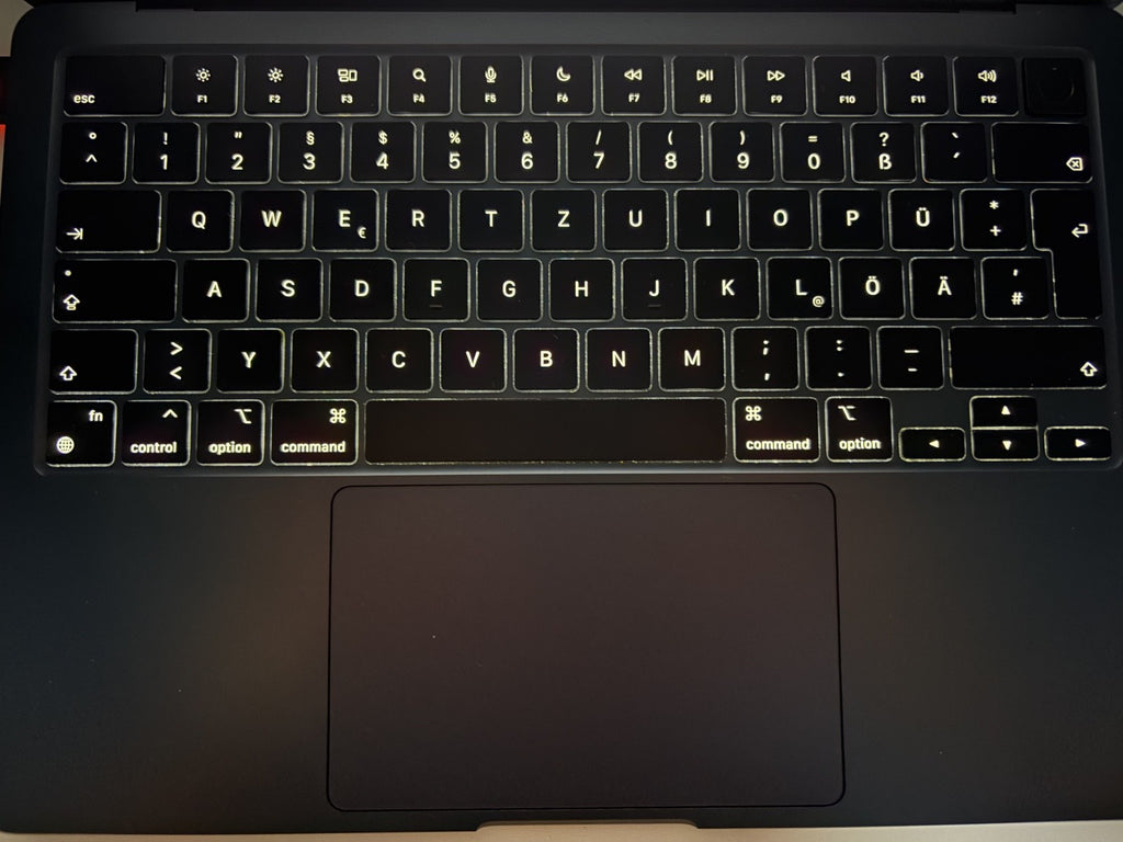 MacBook Pro M3 Prozessor 3 13" 16GB Grade A