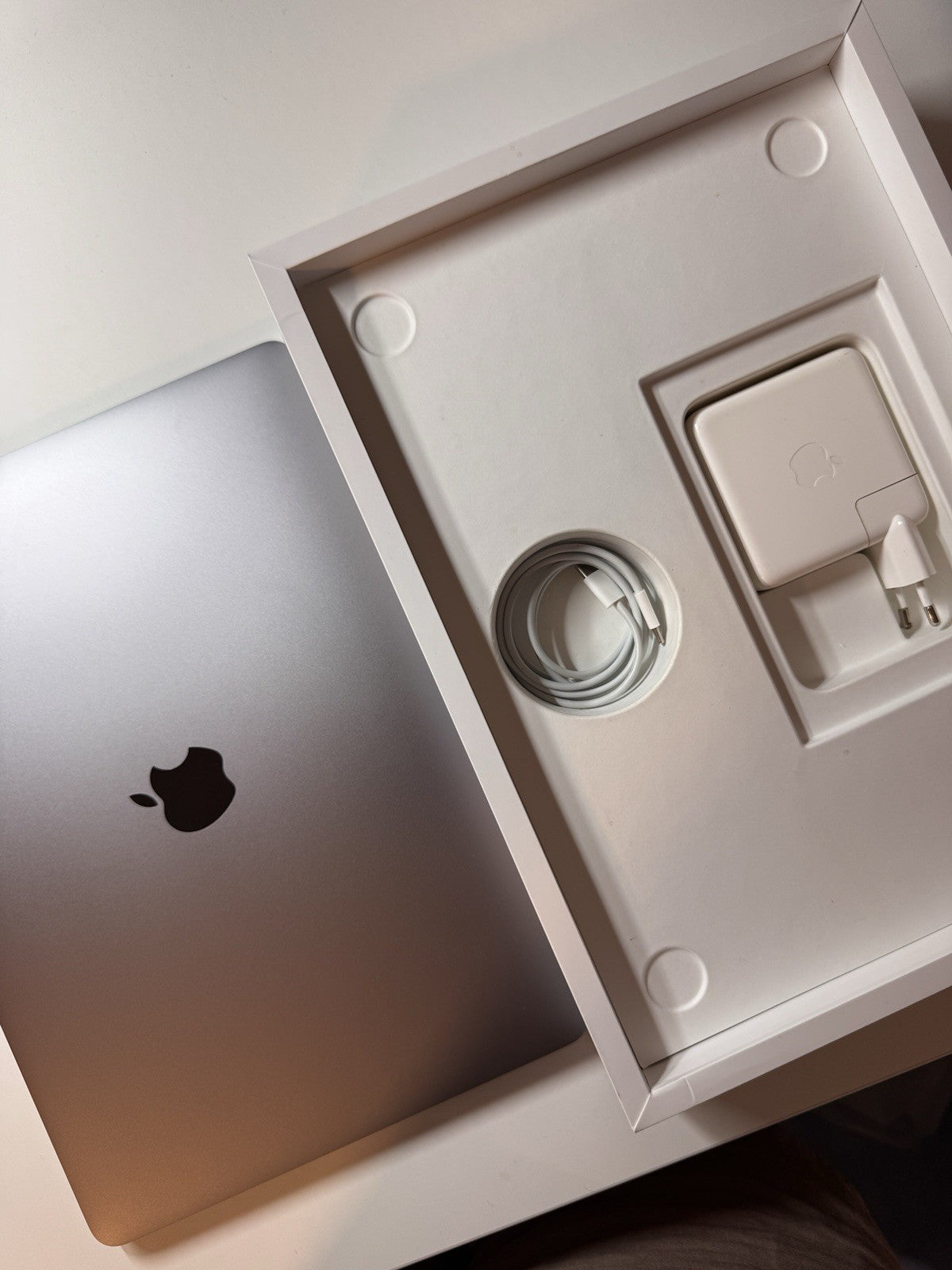 MacBook Pro M1 Prozessor 14" 8GB 256GB