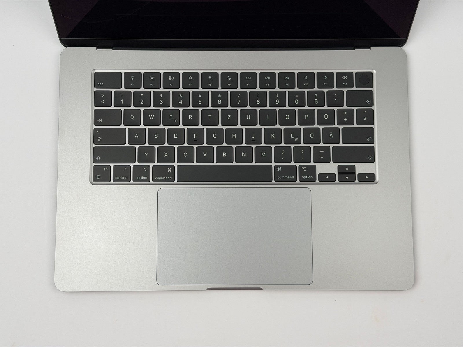 MacBook Pro M2 15.3" 24GB 512GB