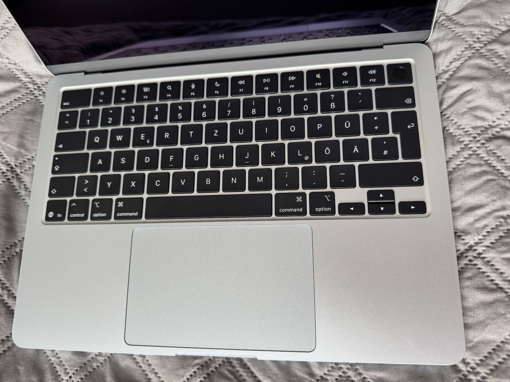 MacBook Air M4 13.6" 16GB 256GB Grade A