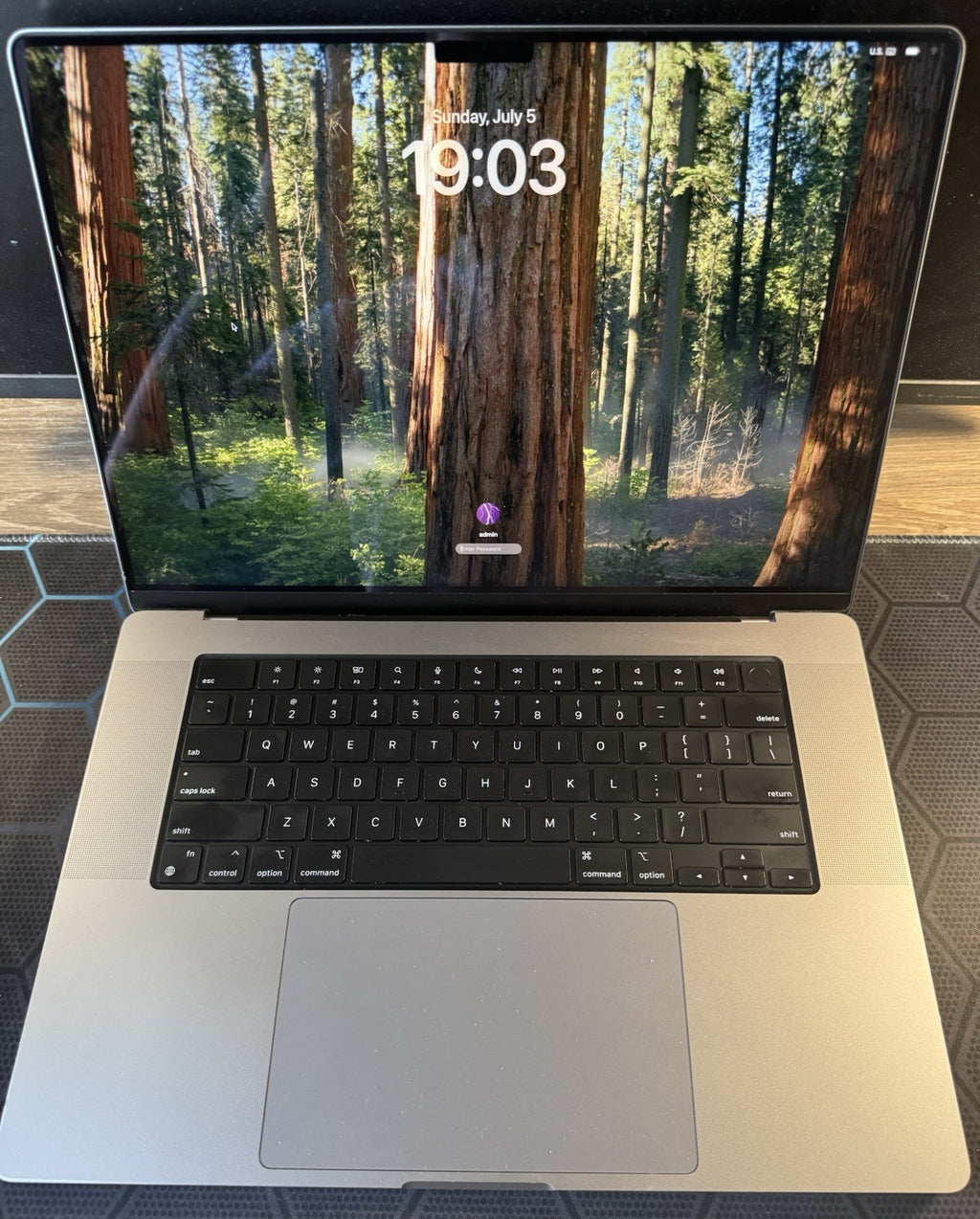 MacBook Pro M1 Pro 16" 16GB 1TB