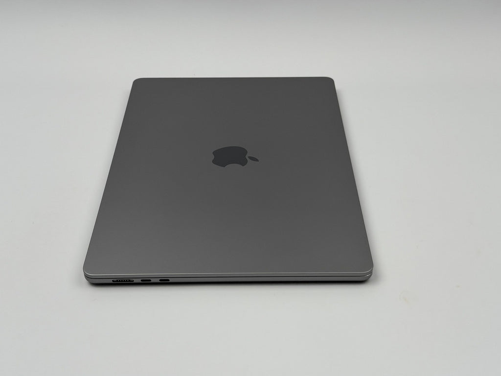 MacBook Pro M2 15.3" 24GB 512GB