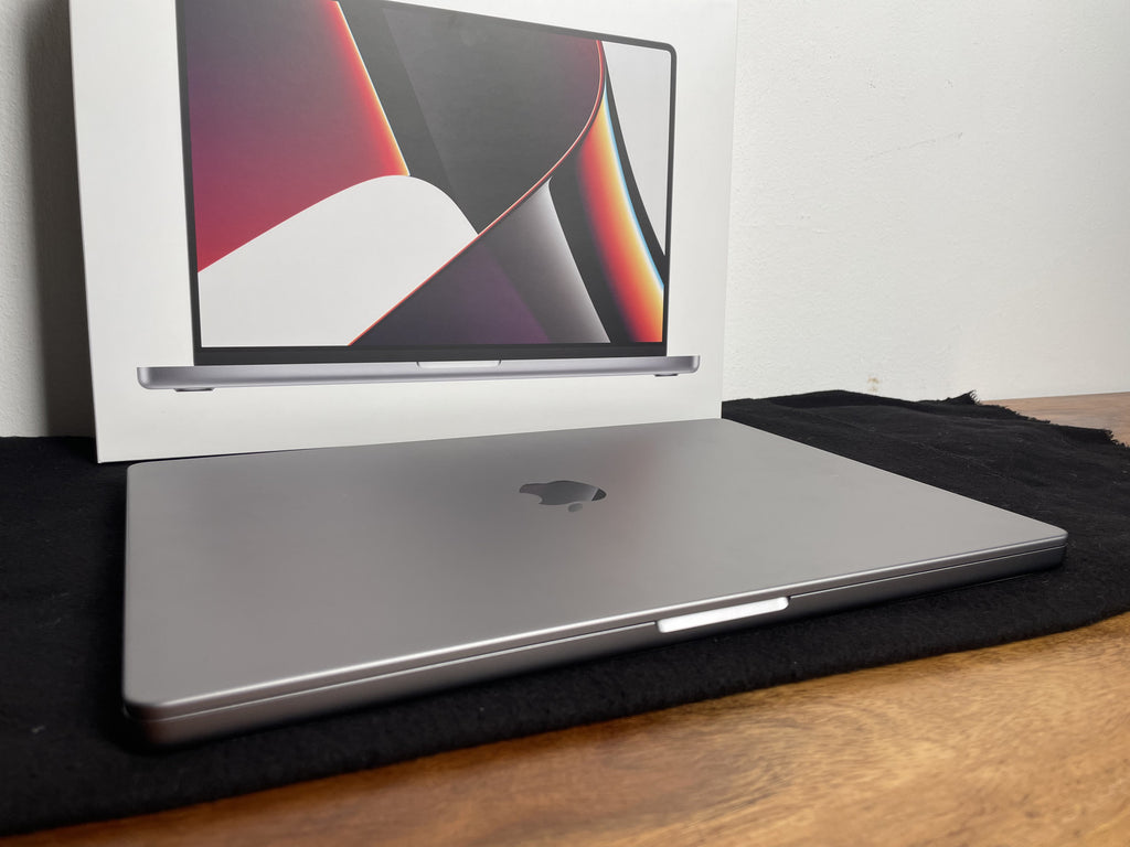 MacBook Pro M1 Pro 16" 32GB 2TB