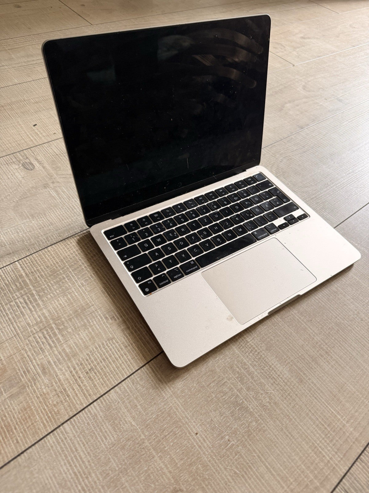 MacBook Pro M2 Prozessor 2 13" 16GB 256GB