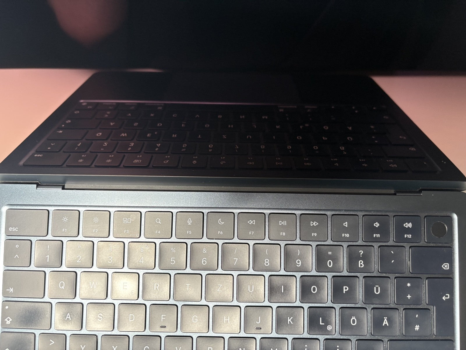 MacBook Pro M3 Prozessor 3 13" 16GB Grade A