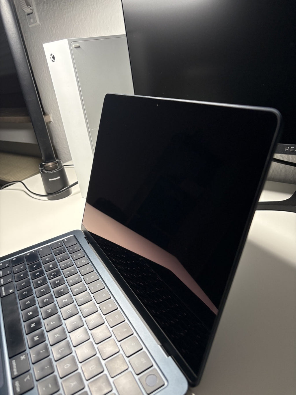 MacBook Pro M3 Prozessor 3 13" 16GB Grade A