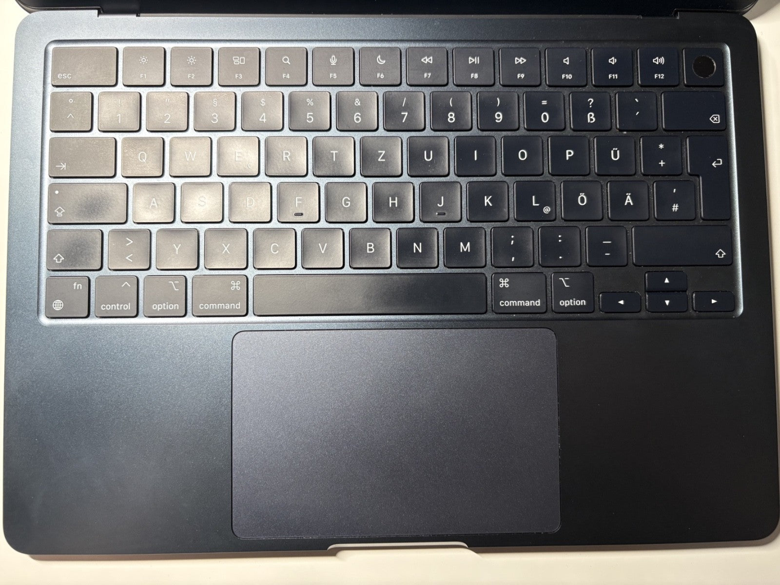 MacBook Pro M3 Prozessor 3 13" 16GB Grade A