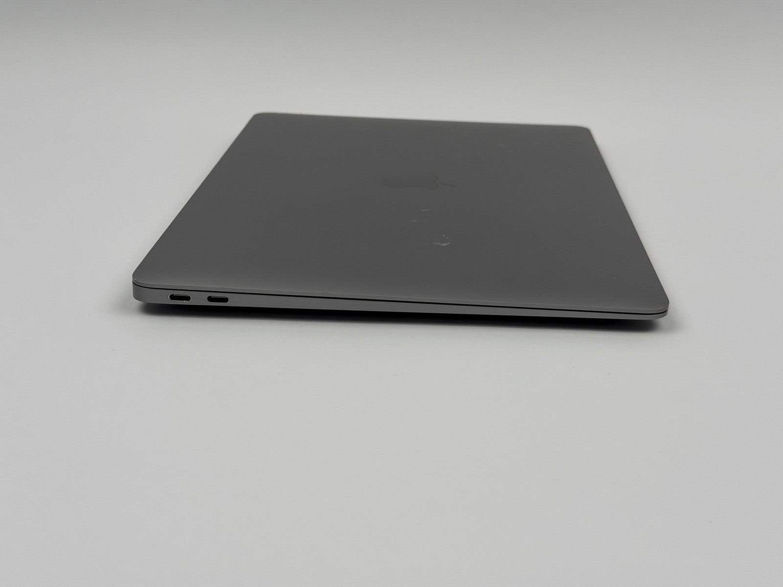 MacBook Pro M1 Prozessor 13.3" 16GB 256GB Grade B