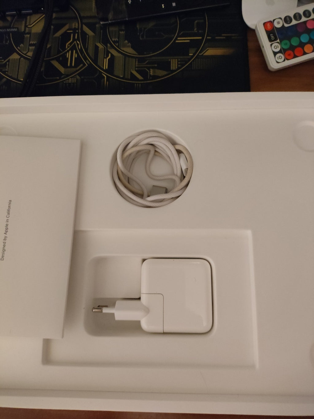 MacBook Pro M3 2024 13" 8GB 256GB