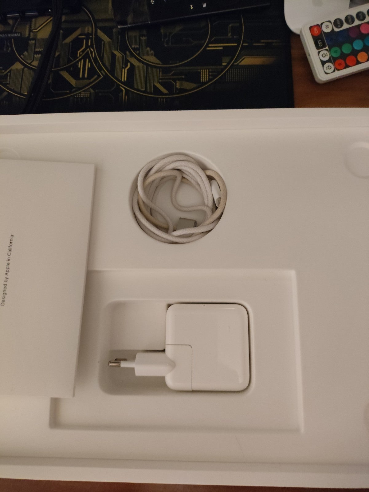 MacBook Pro M3 2024 13" 8GB 256GB