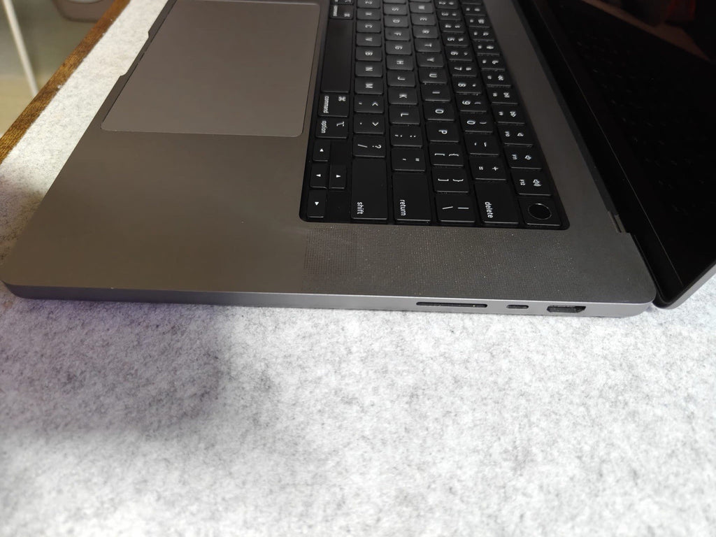 MacBook Pro M1 Pro 16" 16GB 512GB Grade B