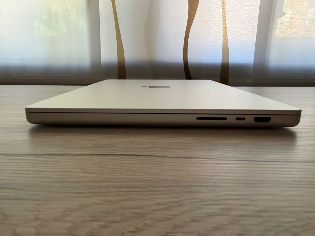 MacBook Pro M1 Pro (10-jader/ 16-jader GPU) 16" 32GB 2TB