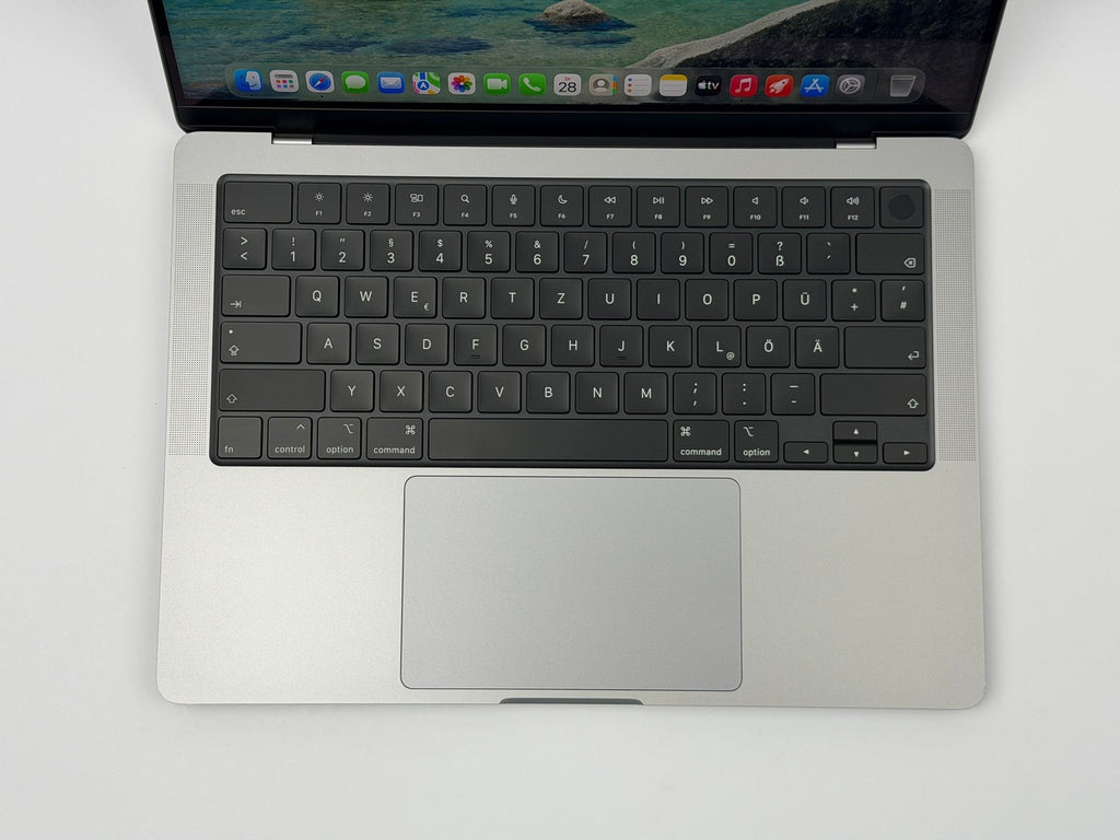 MacBook Pro M1 Pro (8 cores 14" 16GB 512GB