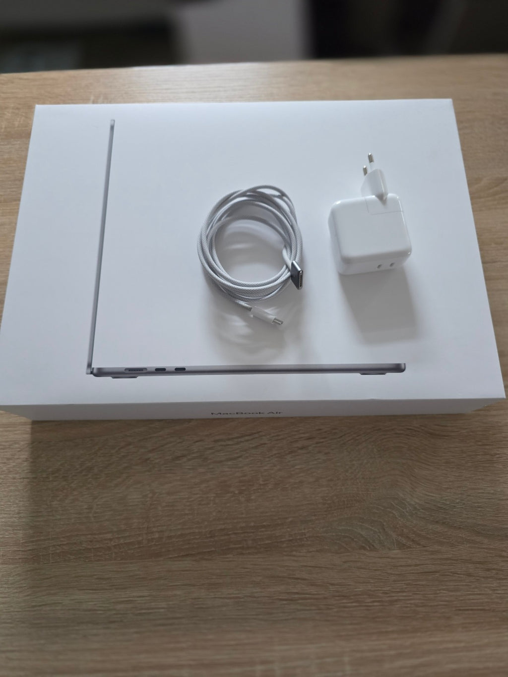 MacBook Pro M3 Pro 15.3" 16GB 512GB Grade B