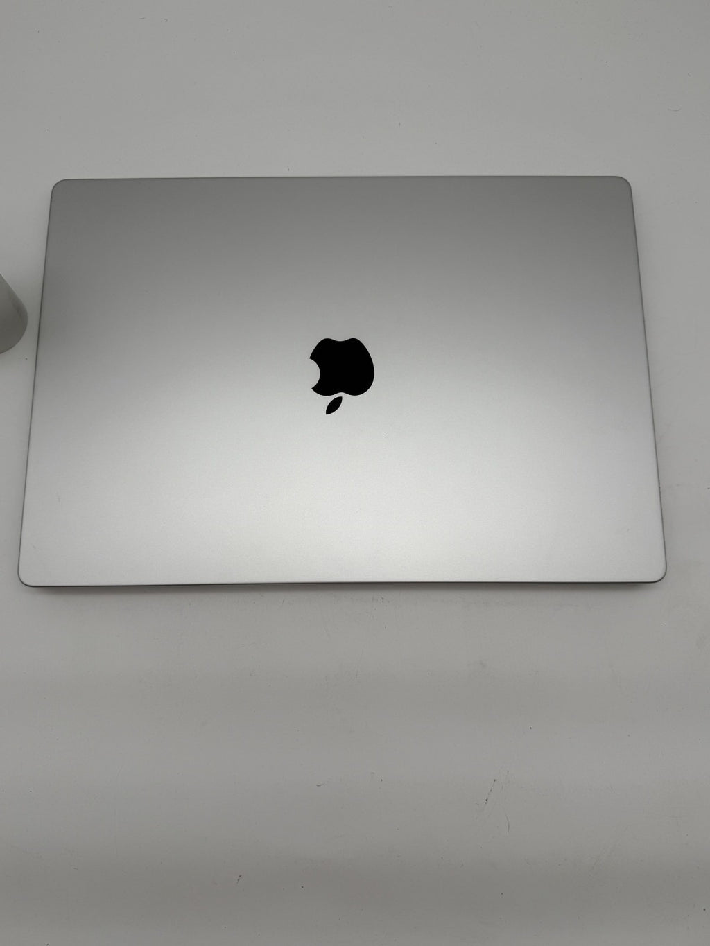 MacBook Pro M1 Max 16" 32GB 1TB Grade B (467 cyklů)
