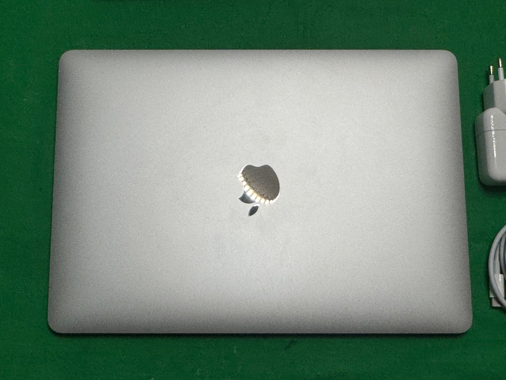 MacBook Air M1 13" 8GB 256GB