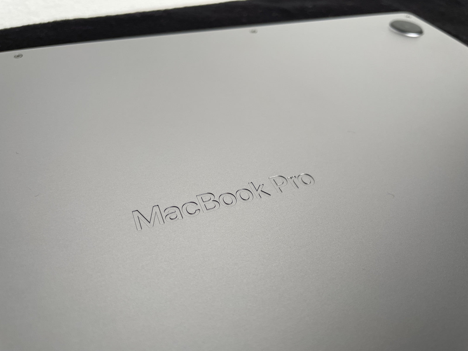 MacBook Pro M1 Pro 16" 32GB 2TB