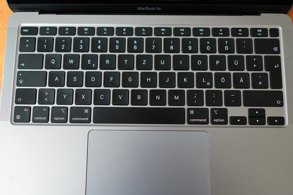 MacBook Pro M1 (8-Core / 8-Core GPU) 13.3" 16GB 2TB