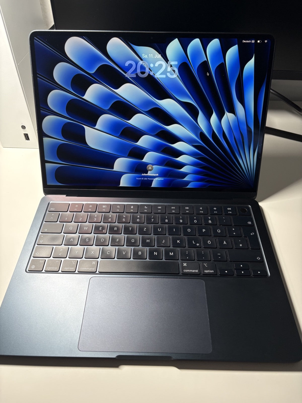MacBook Pro M3 Prozessor 3 13" 16GB Grade A